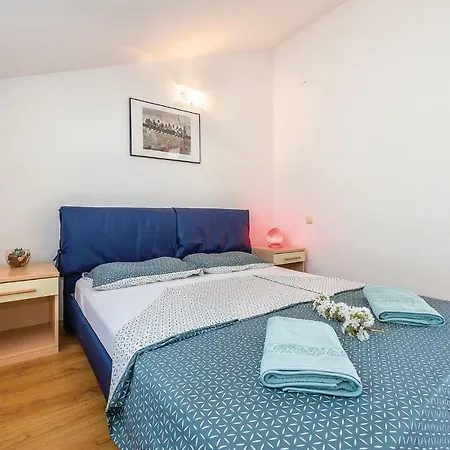 Three-bedroom In * Vodice
